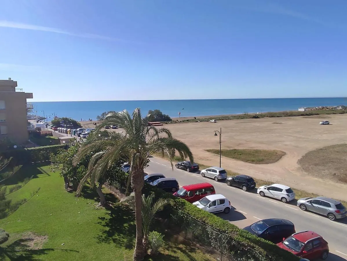 Una Ventana Al Mar En Málaga